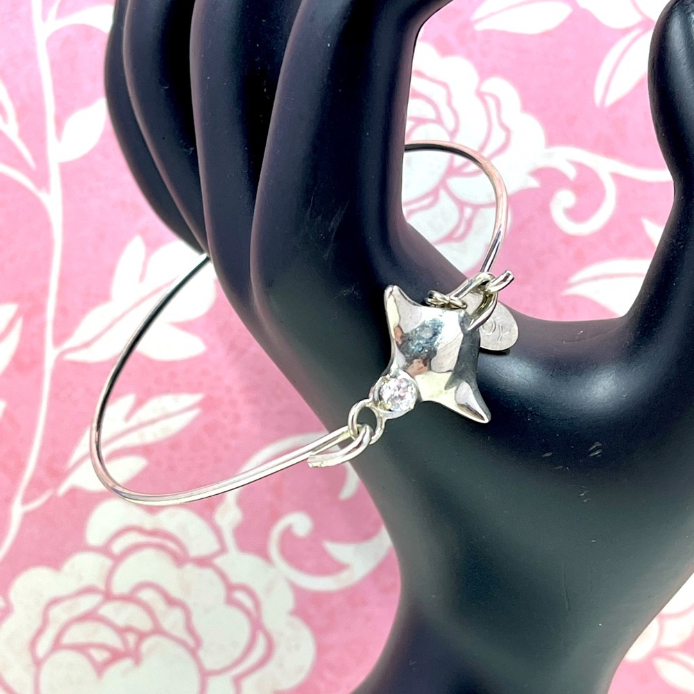 Vintage Y2K Sting Ray Dainty Bangle Bracelet with CZ Stones